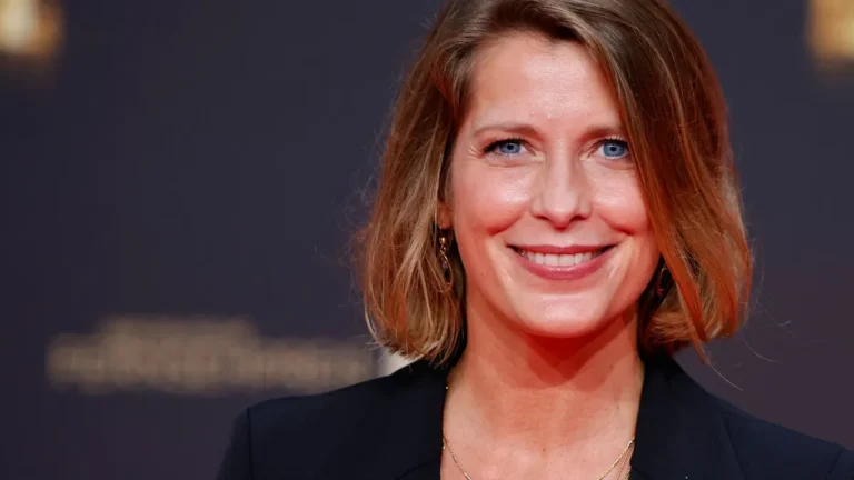 Valerie Niehaus Schlaganfall? Faktencheck 2026 über Gesundheit, Bandscheibenvorfall, Ehe mit Manuel Graf, Verbotene Liebe und die Wahrheit hinter den Gerüchten valerie niehaus schlaganfall